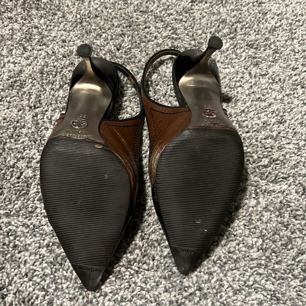 Dolce and Gabbana pointed sling back heels - Picture 4 of 6
